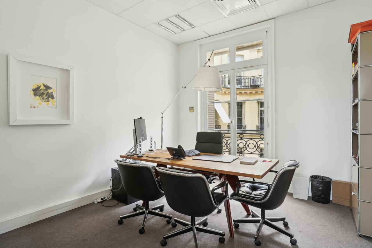 Bureau Paris 530m² Location bureau Paris OLBUR2207145 9